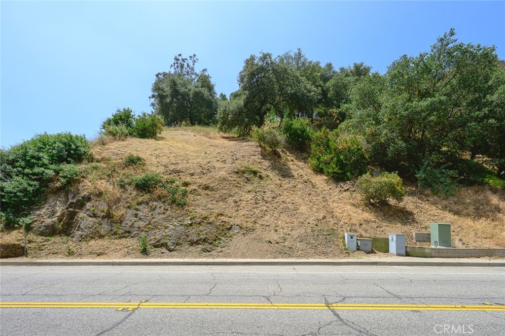 2589 E Chevy Chase Drive, Glendale, CA 91206 — photo 1