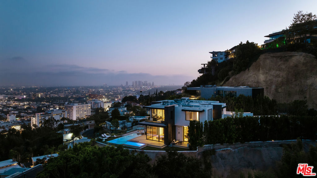 8366 Sunset View Drive, Los Angeles, CA 90069 — photo 1