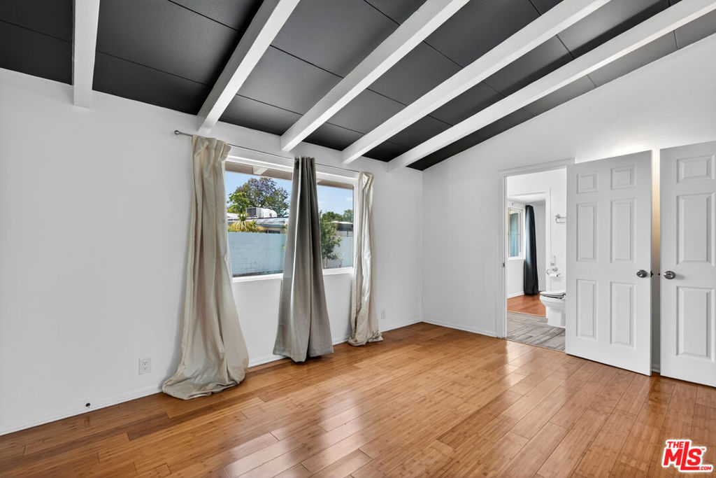 6292 Lubao Avenue, Woodland Hills, CA 91367 — photo 1