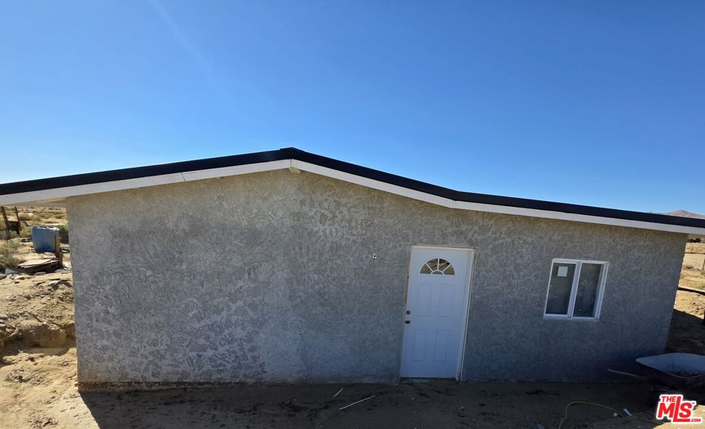 7797 Quartz Road, Mojave, CA 93519 — photo 1