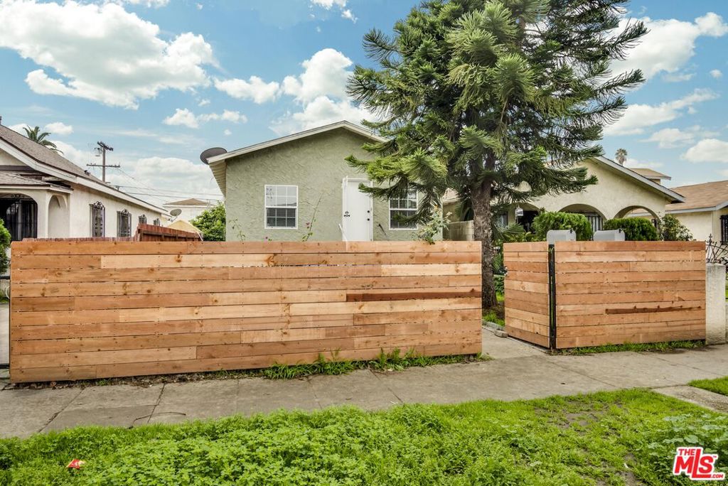 1742 W 36th Street, Los Angeles, CA 90018 — photo 1