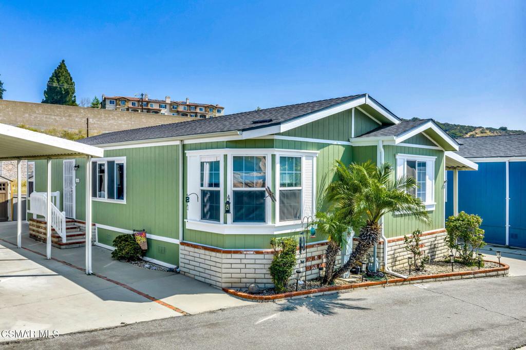 11401 Topanga Canyon Boulevard 8, Chatsworth, CA 91311 — photo 1