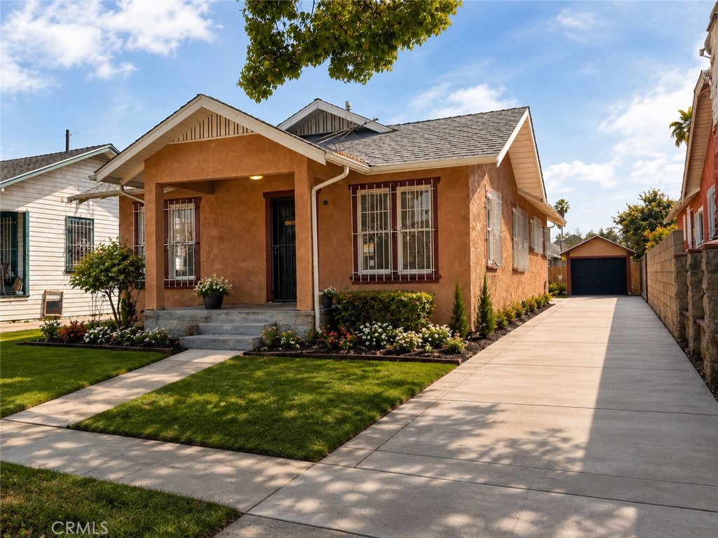 744 E 74th. St, Los Angeles, CA 90001 — photo 1