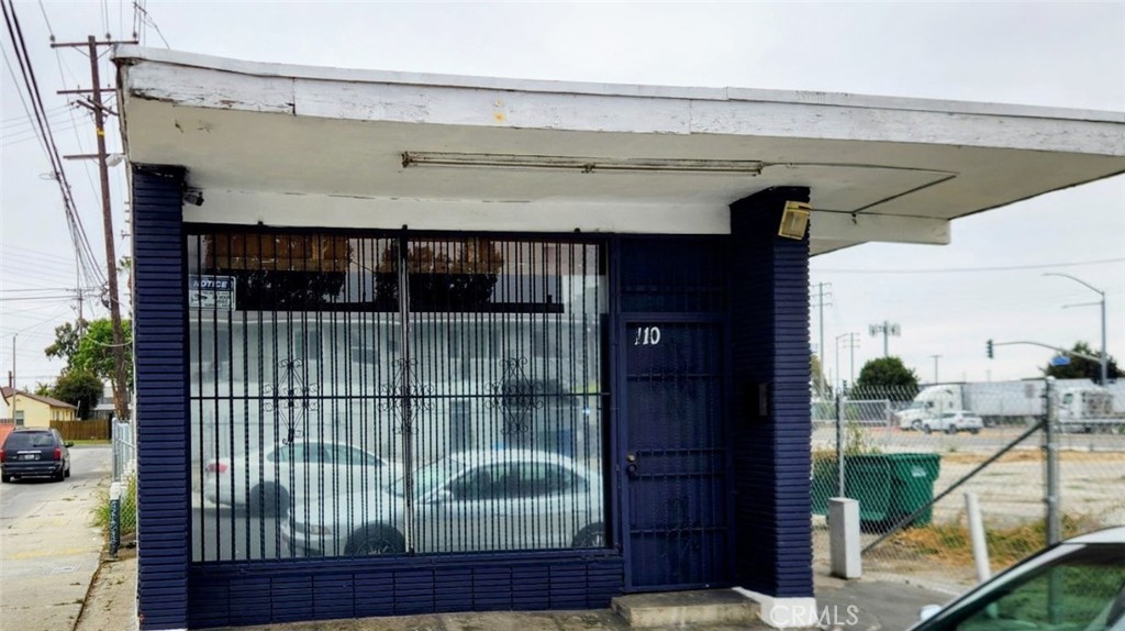 110 E Cambridge, Long Beach, CA 90805 — photo 1