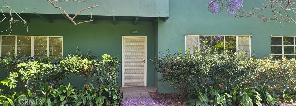 5148 Village Green, Los Angeles, CA 90016 — photo 1