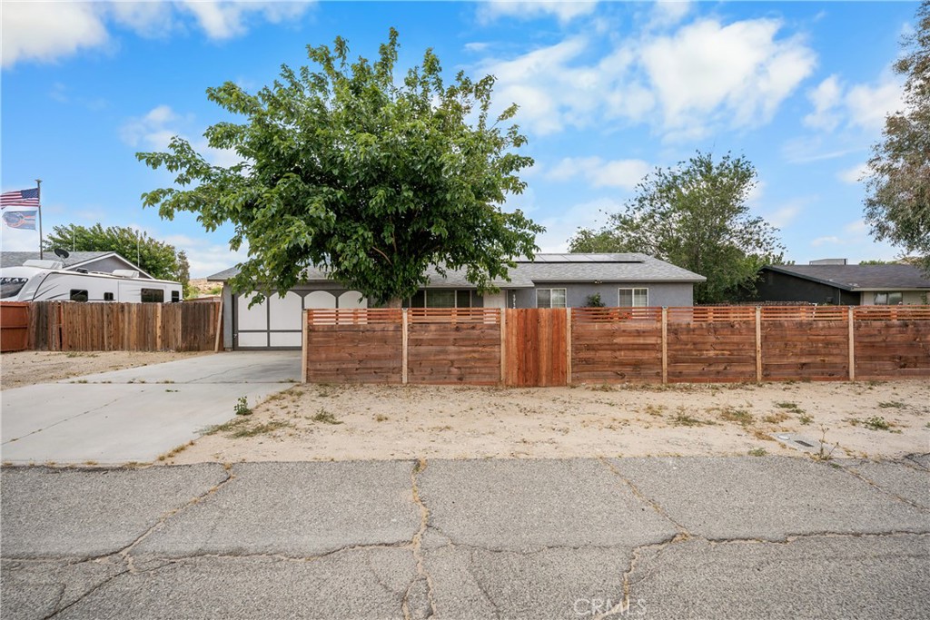17152 Schollview Avenue, Palmdale, CA 93591 — photo 1
