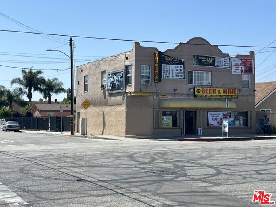 6525 Holmes Avenue, Los Angeles, CA 90001 — photo 1