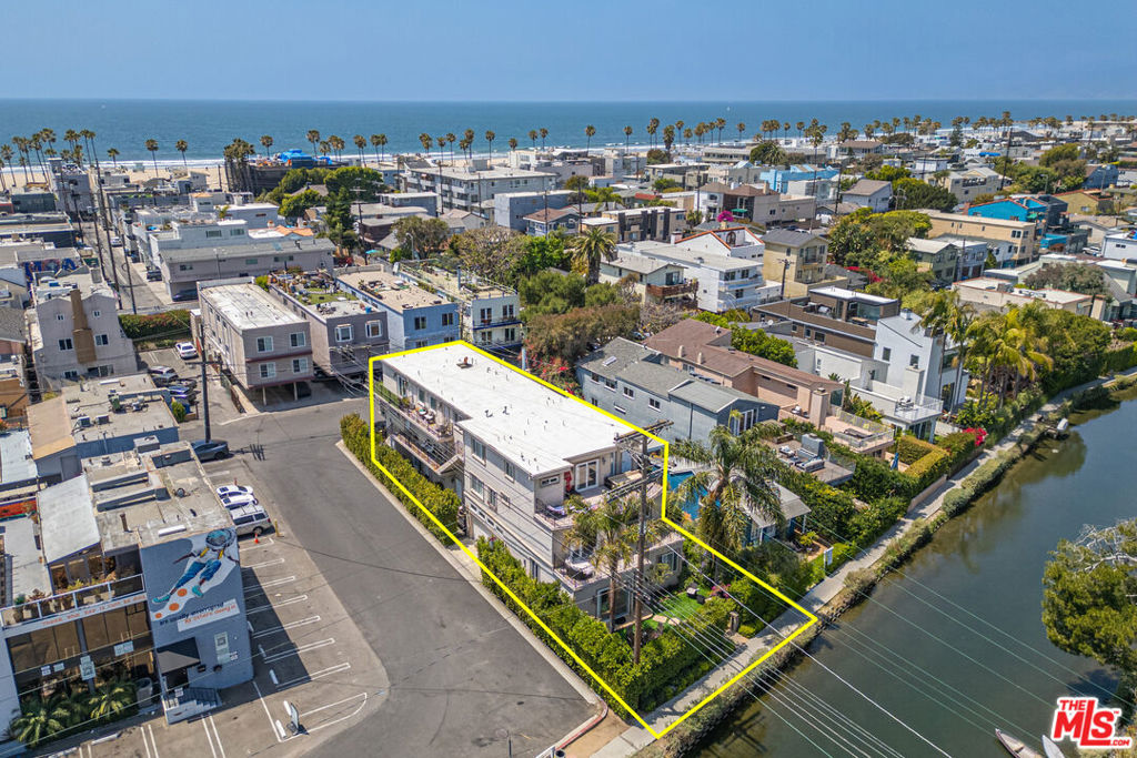 3005 Grand Canal, Venice, CA 90291 — photo 1