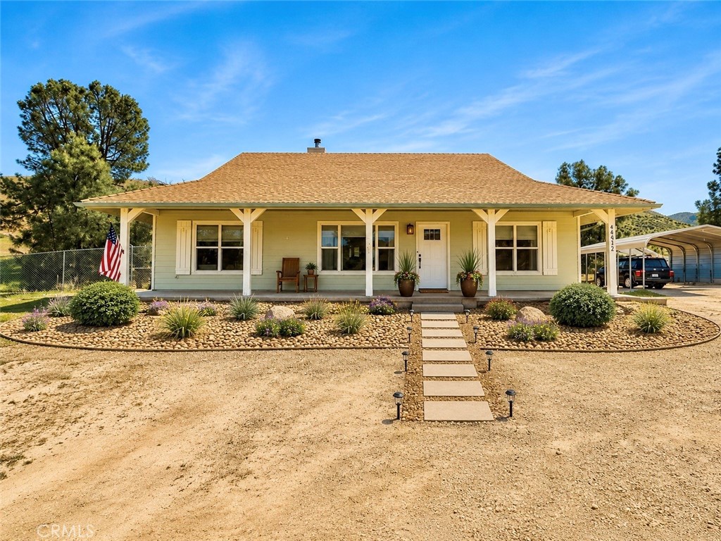 46472 Kings Canyon Rd, Lancaster, CA 93536 — photo 1