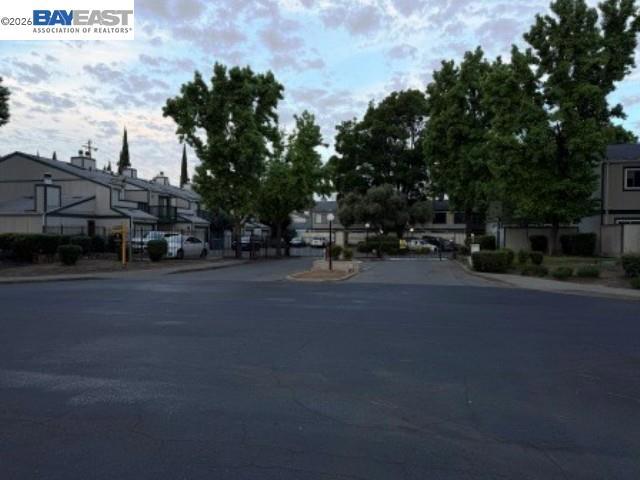 299 Shasta Dr 29, Vacaville, CA 95687 — photo 1