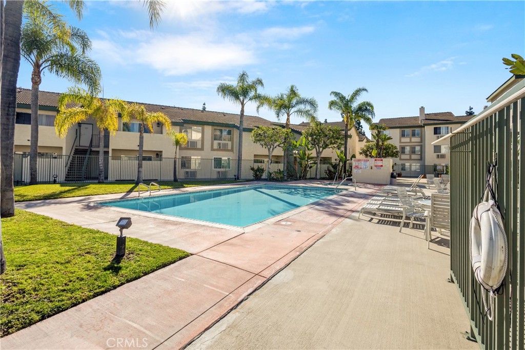 15000 Downey 337, Paramount, CA 90723 — photo 1