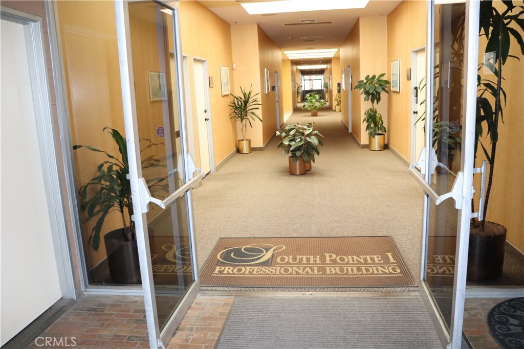 23276 S Pointe Drive 201, Laguna Hills, CA 92653 — photo 1