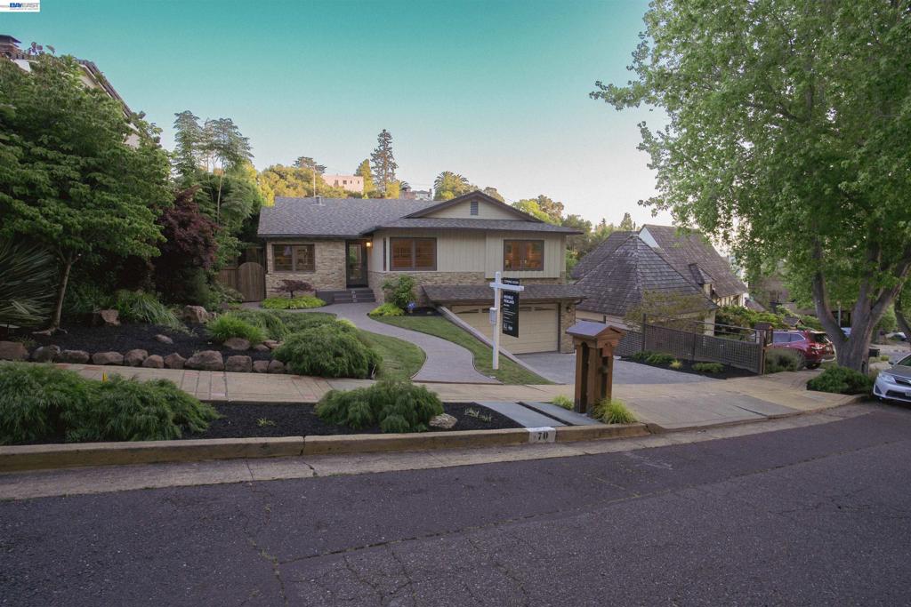 70 St James Pl, Piedmont, CA 94611 — photo 1