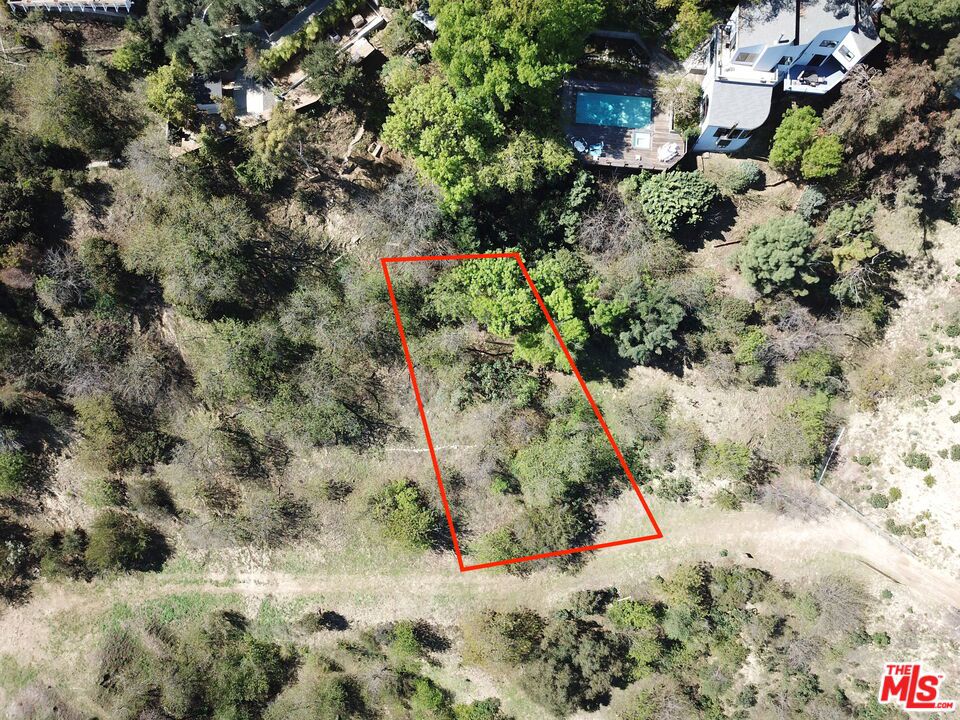 3895 N Hopevale Drive, Sherman Oaks, CA 91403 — photo 1