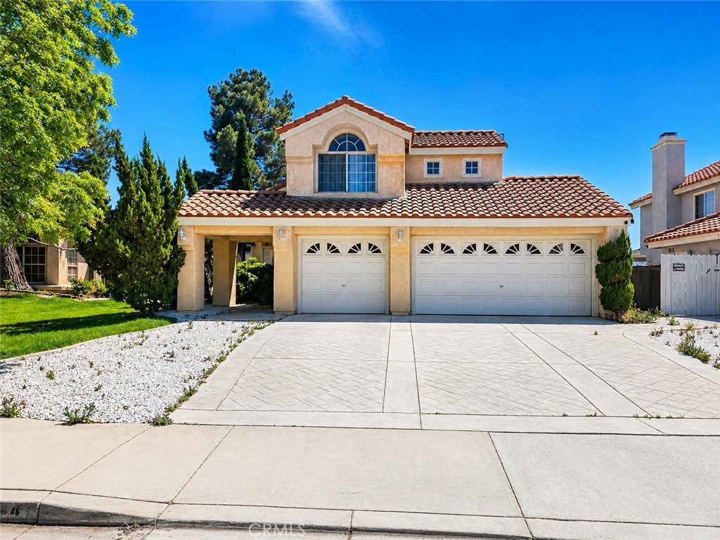 6044 Catalina, Palmdale, CA 93552 — photo 1