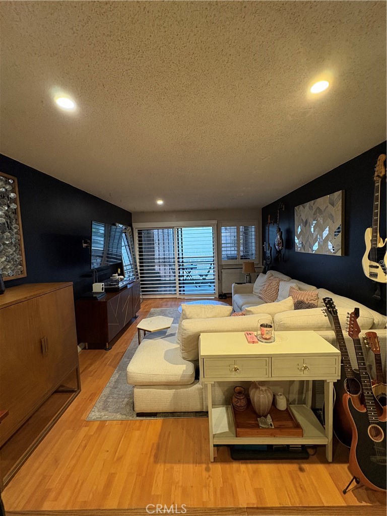 1118 Valencia Street 113, Los Angeles, CA 90015 — photo 1