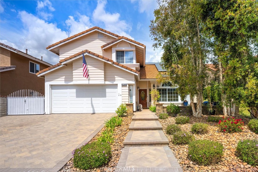 28523 Red Cedar, Saugus, CA 91390 — photo 1