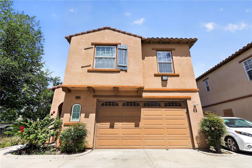 1350 S Towne, Pomona, CA 91766 — photo 1