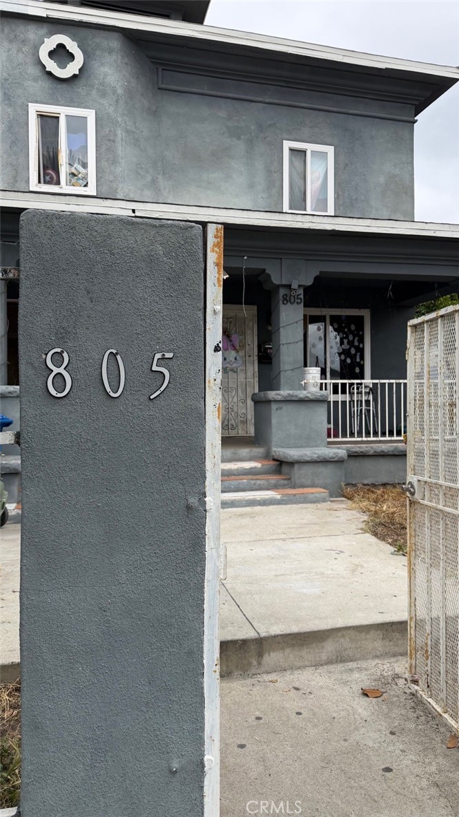805 E 25TH ST