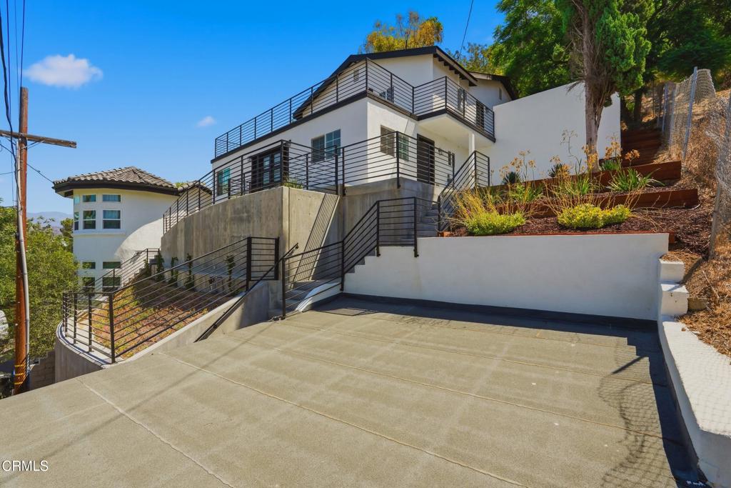 1114 Oban Drive, Los Angeles, CA 90065 — photo 1