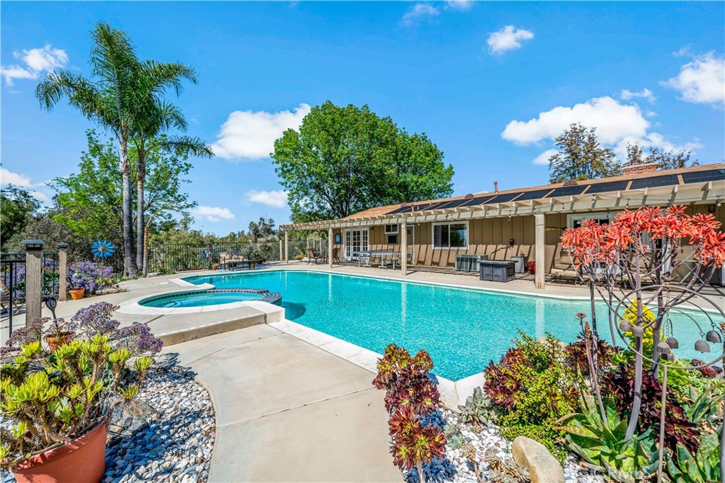 39980 Via Fernando, Temecula, CA 92592 — photo 1