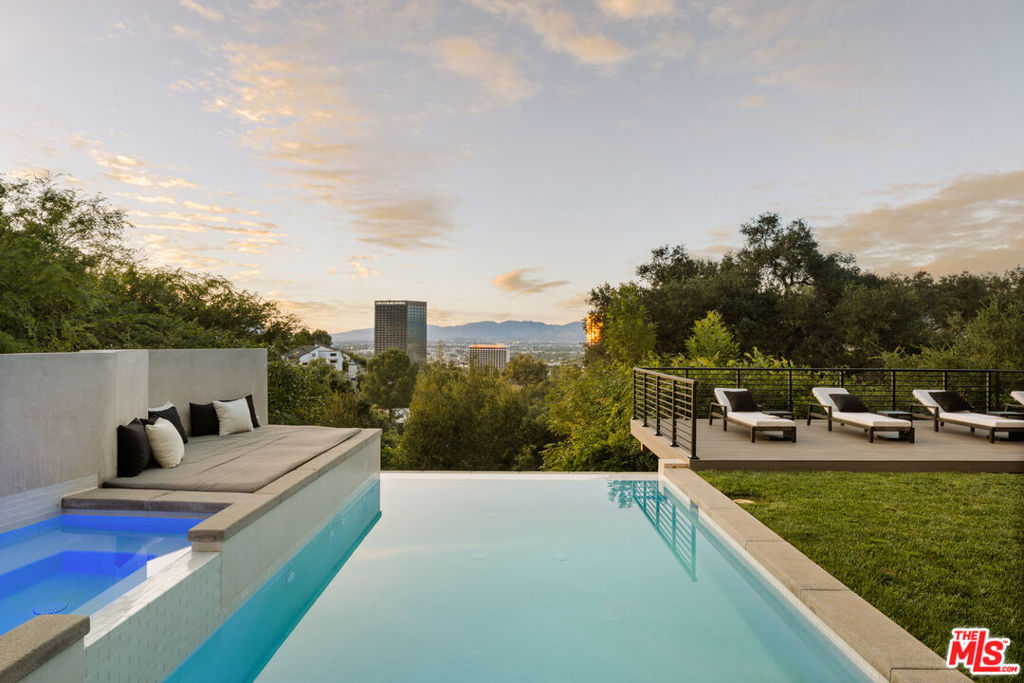 3208 Oakley Drive, Los Angeles, CA 90068 — photo 1