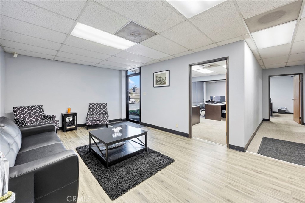 1223 N Tustin A, Anaheim, CA 92807 — photo 1