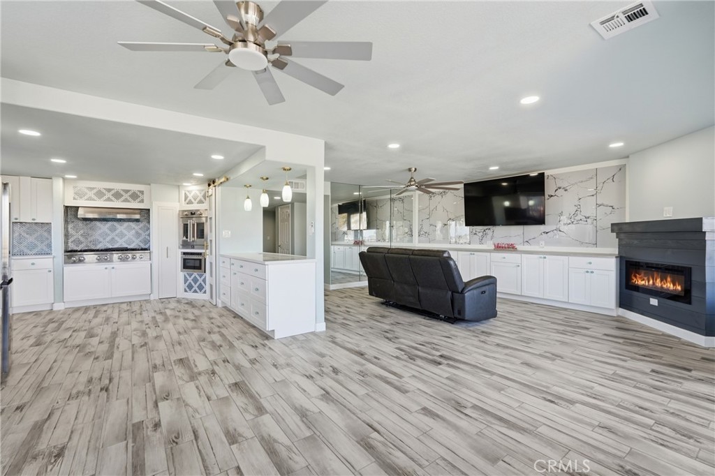 2222 S Mesa 8, San Pedro, CA 90731 — photo 1