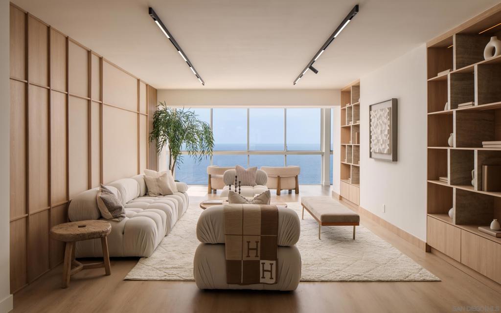 939 Coast 17D, La Jolla, CA 92037 — photo 1