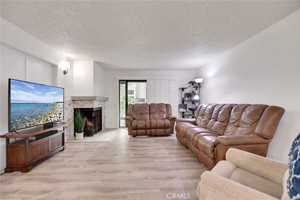 254 E Fern Avenue 107, Redlands, CA 92373 — photo 1