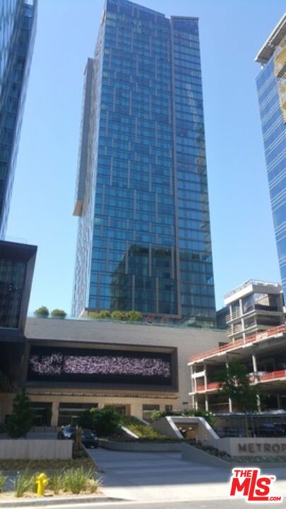 889 Francisco Street 2503, Los Angeles, CA 90017 — photo 1