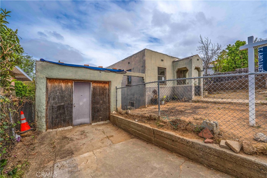 1023 De Garmo Drive, Los Angeles, CA 90063 — photo 1