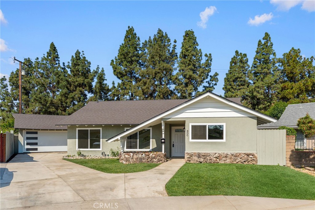 800 E Sandra Avenue, Arcadia, CA 91006 — photo 1