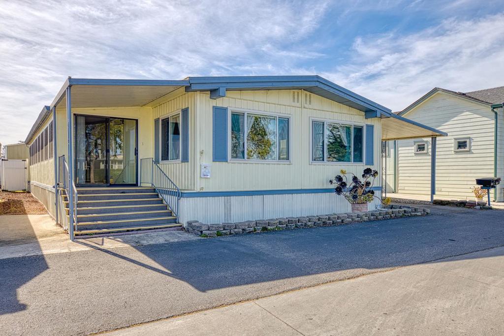 150 Kern 110, Salinas, CA 93905 — photo 1