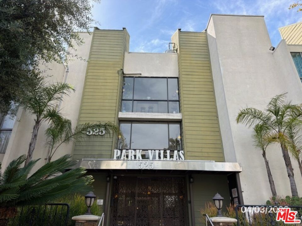 525 S Ardmore Avenue 242, Los Angeles, CA 90020 — photo 1