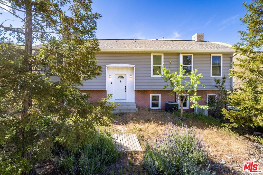364 Lance Avenue, Lebec, CA 93243 — photo 1