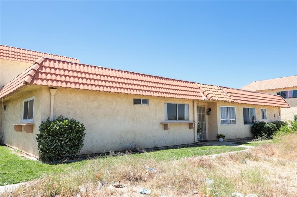 43618 Stanridge Avenue, Lancaster, CA 93535 — photo 1