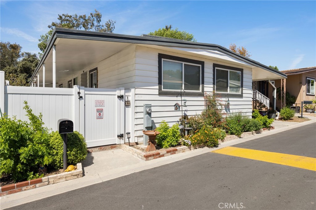 1051 Site Drive 38