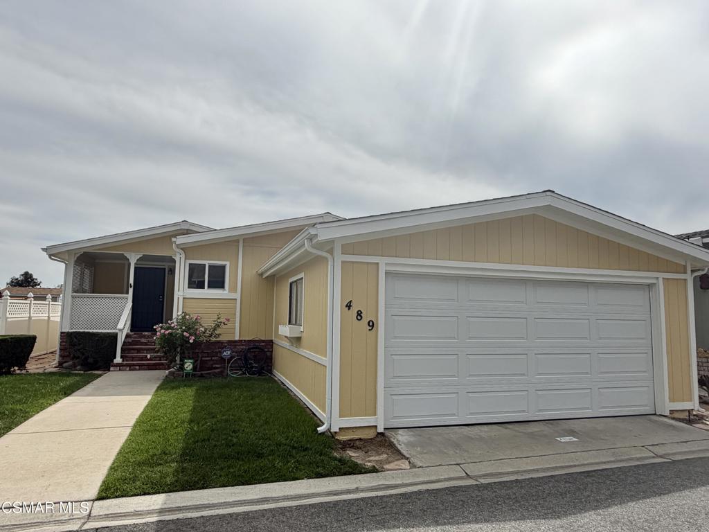 15455 Glenoaks Boulevard 489