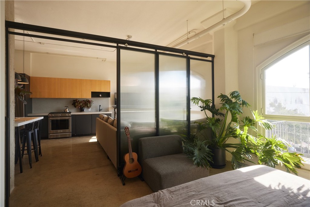 315 E 8th Street 205, Los Angeles, CA 90014 — photo 1