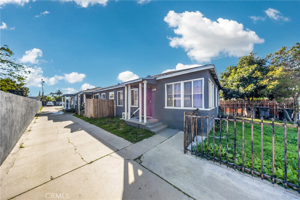 3218 Euclid, Lynwood, CA 90262 — photo 1
