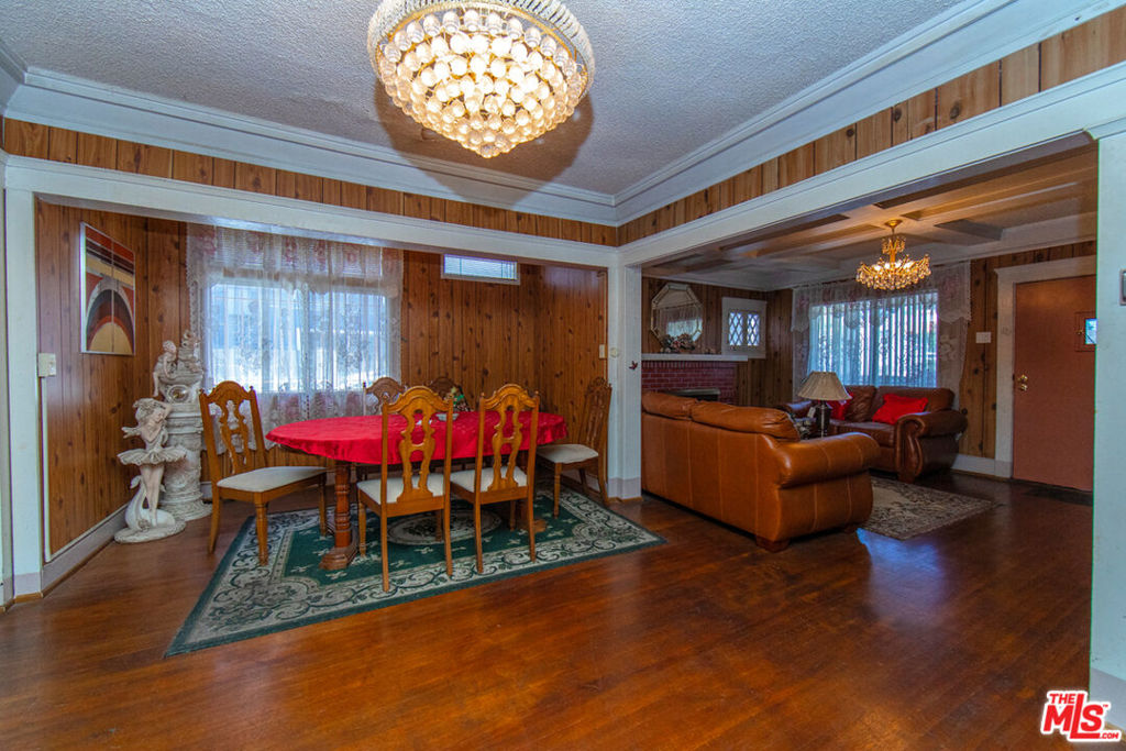 178 N Mariposa Avenue, Los Angeles, CA 90004 — photo 1