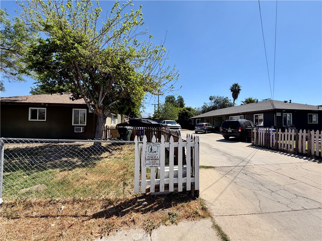 7229 Sterling, San Bernardino, CA 92404 — photo 1