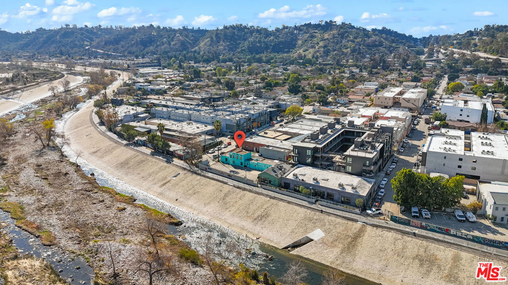 3051 N Coolidge Avenue, Los Angeles, CA 90039 — photo 1