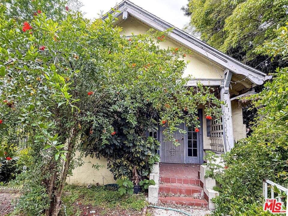 441 N Commonwealth Avenue, Los Angeles, CA 90004 — photo 1