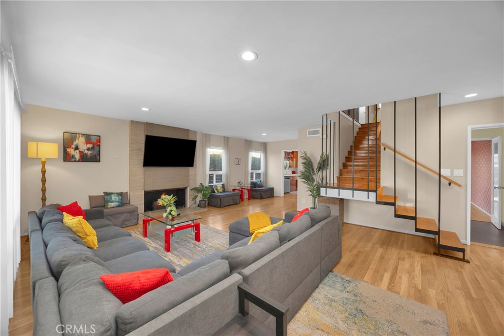134 Bennett, Long Beach, CA 90803 — photo 1