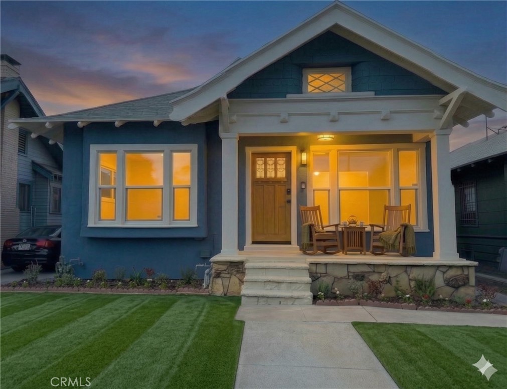 2249 W 30th Street, Los Angeles, CA 90018 — photo 1