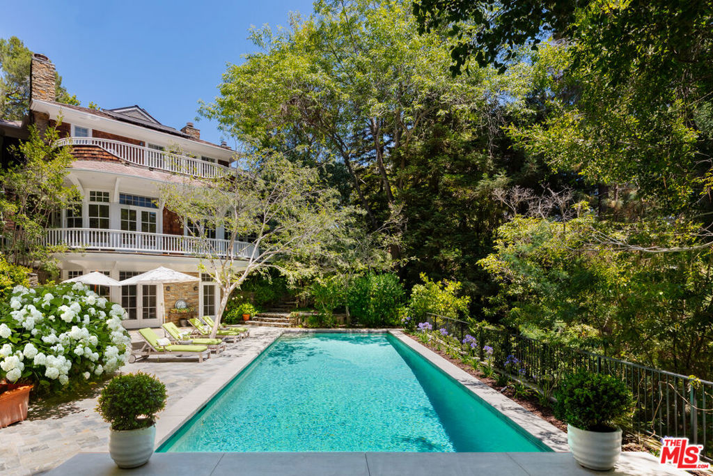 13127 Boca De Canon Lane, Los Angeles, CA 90049 — photo 1