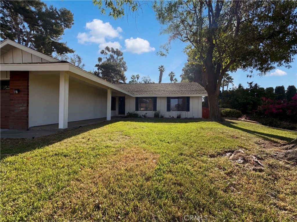2785 Bonita Drive