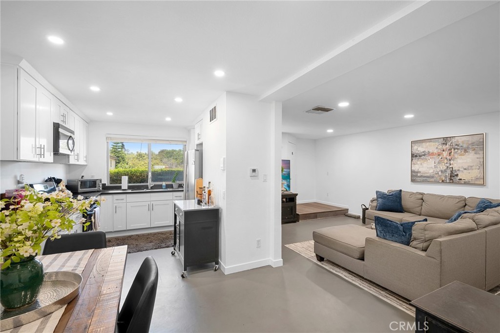 3827 W Avenue 41, Los Angeles, CA 90065 — photo 1